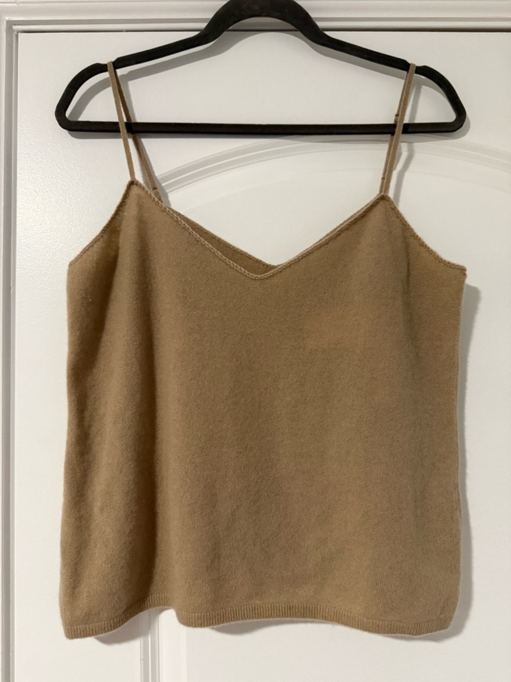 VINCE Women’s SIZE M 100% CASHMERE Camel Knit Cami Tank Top